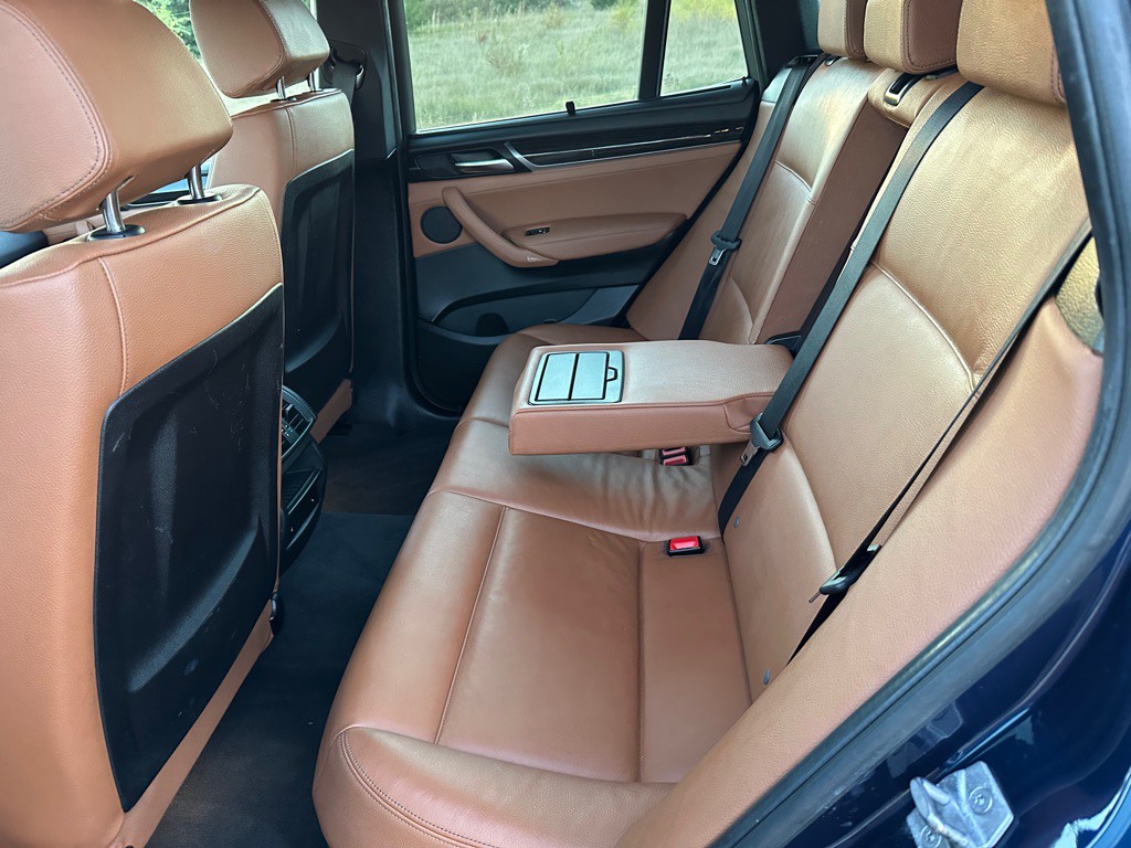 2017 BMW X3 Image 10