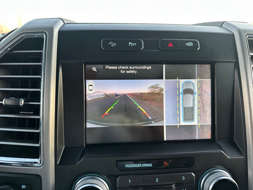 2015 Ford F-150 Image 18