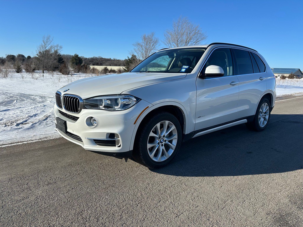 2015 BMW X5 Image 1