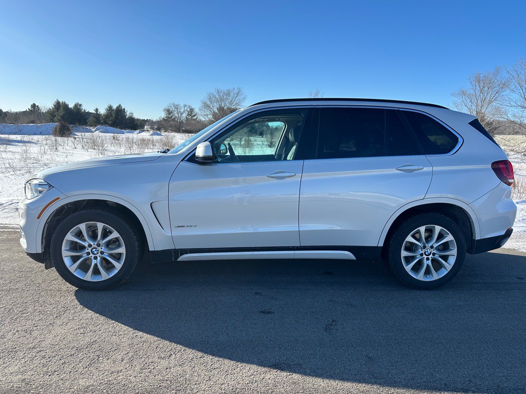 2015 BMW X5 Image 2