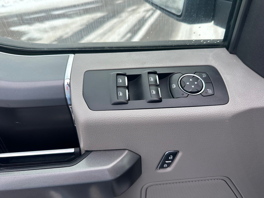 2015 Ford F-150 Image 11