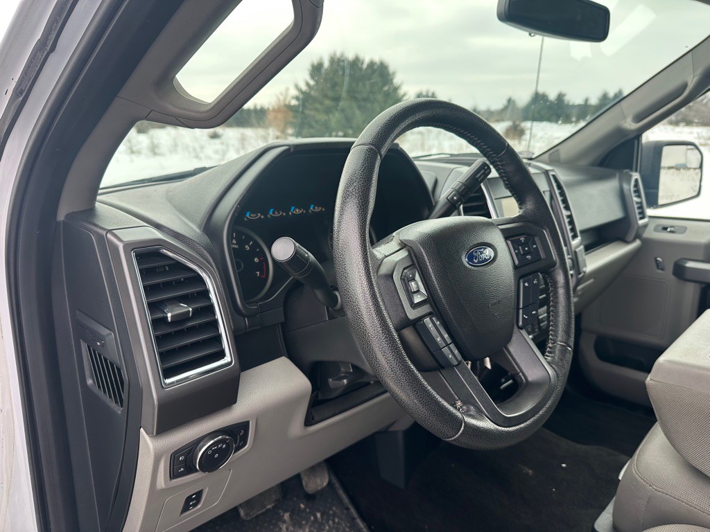 2015 Ford F-150 Image 12