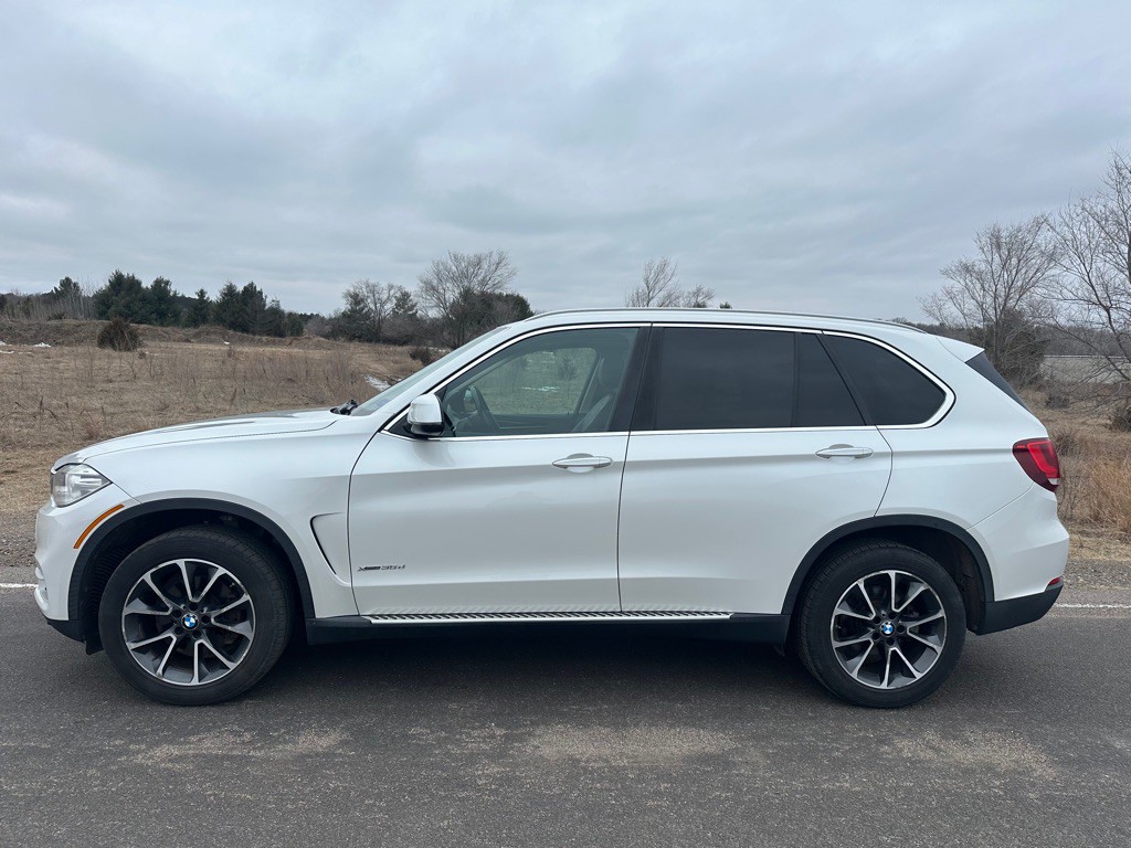 2015 BMW X5 Image 2