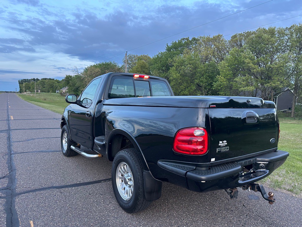 2003 Ford F-150 Image 3