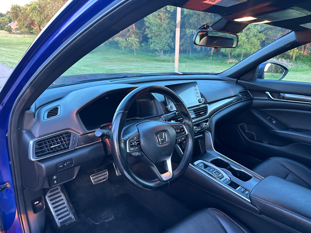 2018 Honda Accord Image 13
