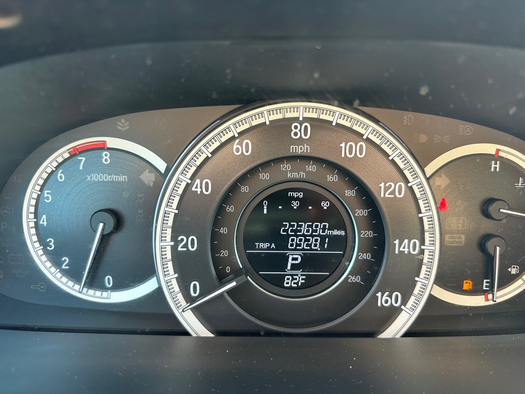 2017 Honda Accord Image 14