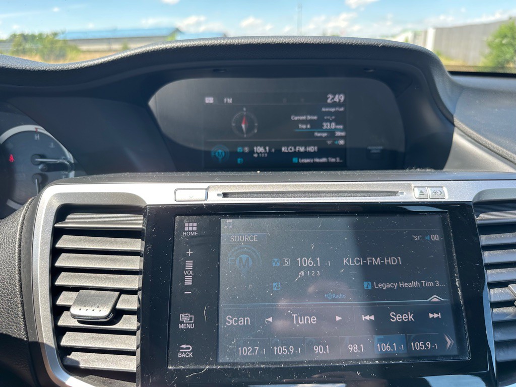 2017 Honda Accord Image 15