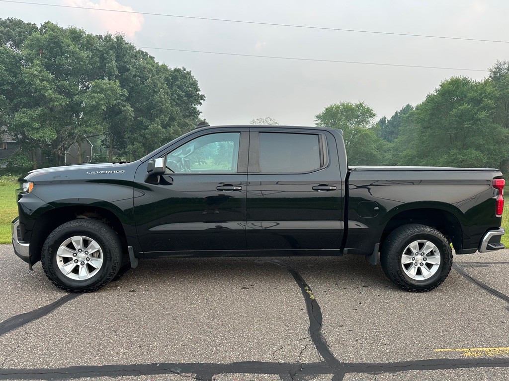 2019 Chevrolet Silverado 1500 Image 2
