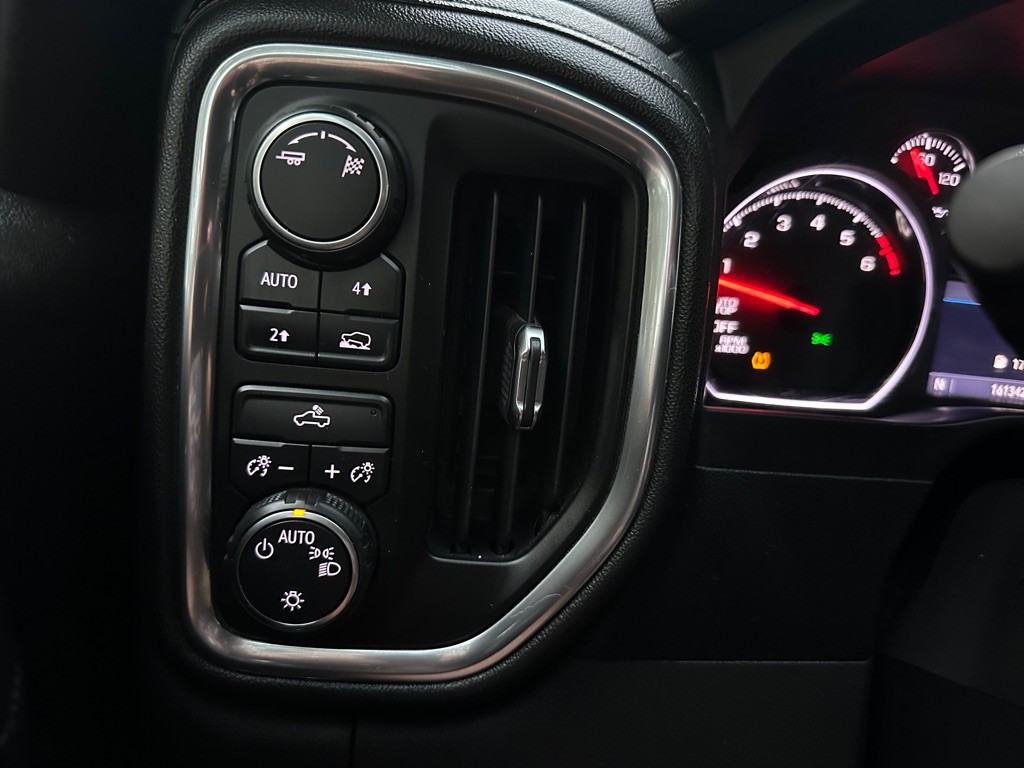 2019 Chevrolet Silverado 1500 Image 19