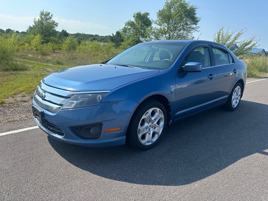 2010 Ford Fusion Image 1