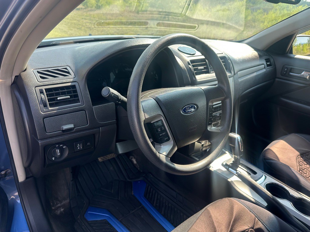 2010 Ford Fusion Image 11