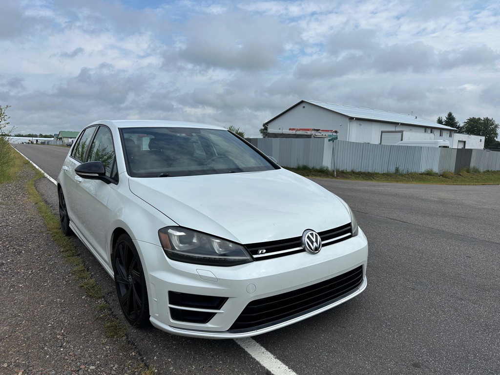 2016 Volkswagen Golf Image 7