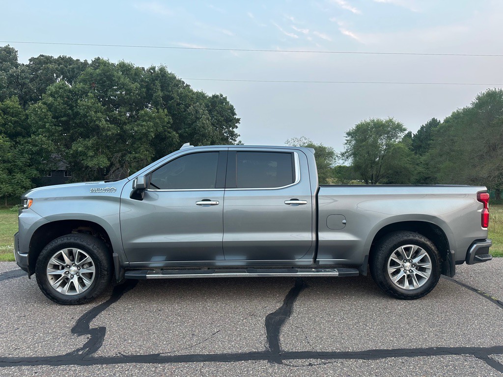 2020 Chevrolet Silverado 1500 Image 2
