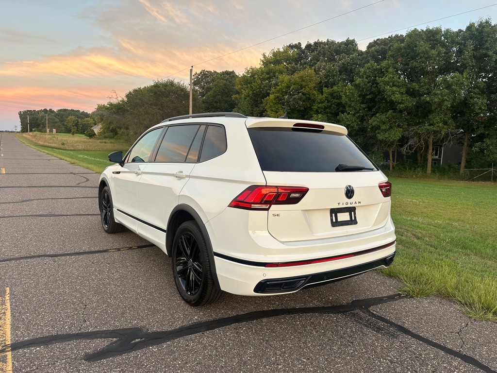 2022 Volkswagen Tiguan Image 3