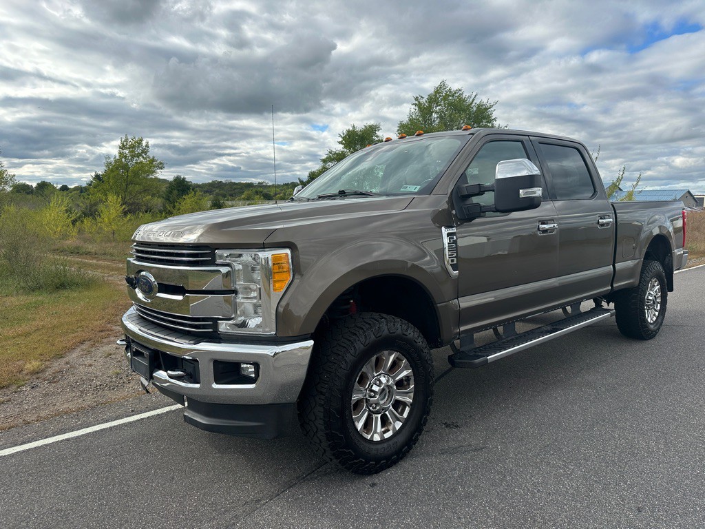 2017 Ford F-250 Image 1