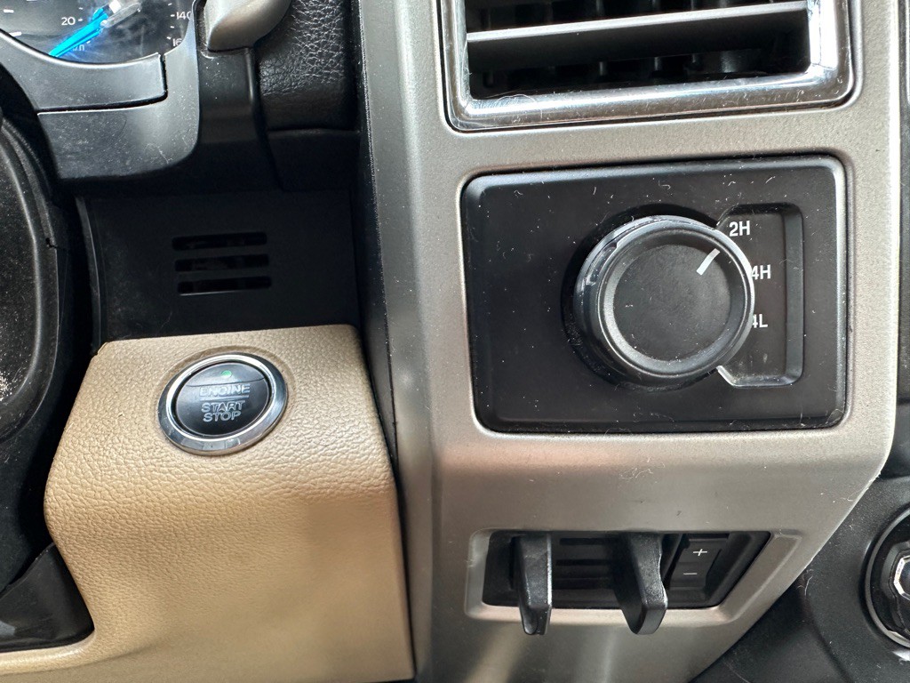 2017 Ford F-250 Image 13