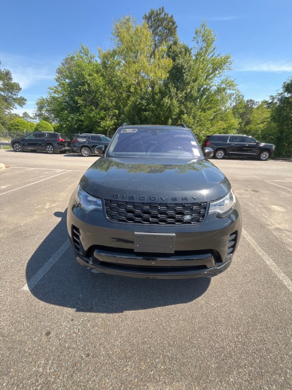 2022 Land Rover Discovery Image 1