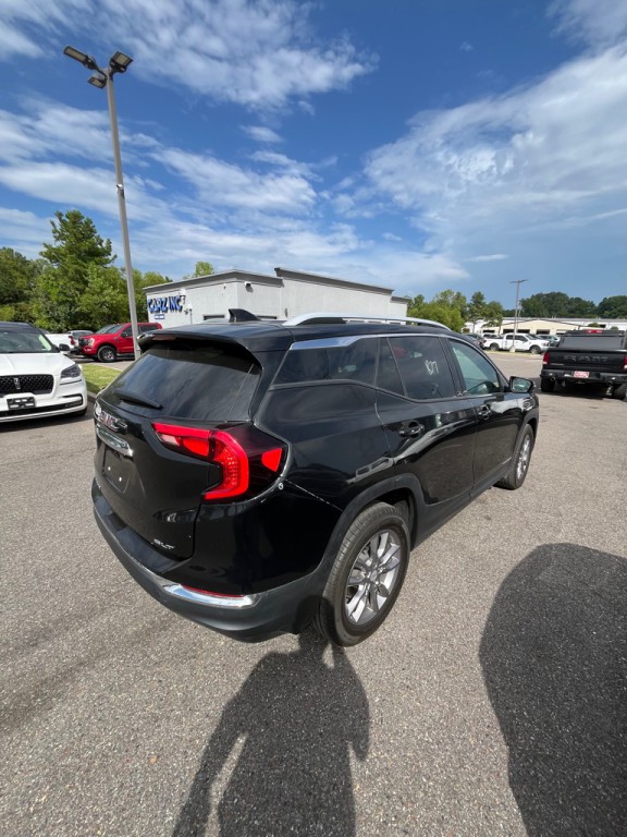 2023 GMC Terrain Image 5