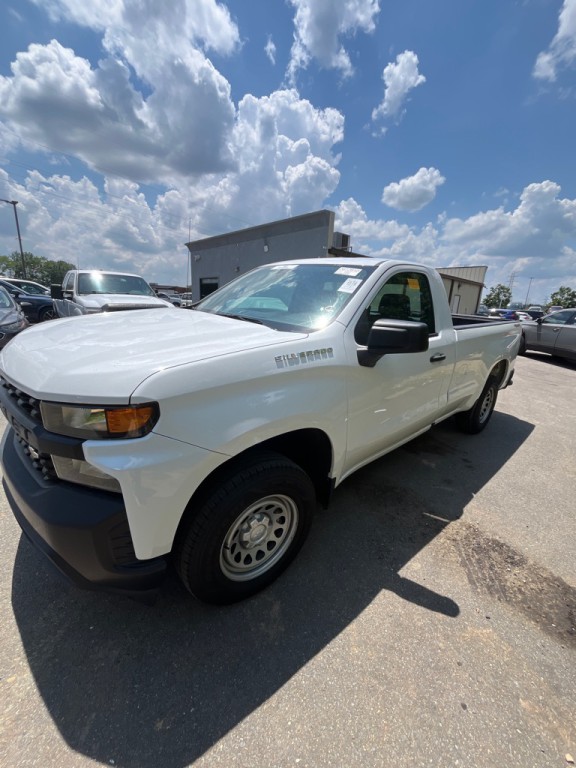2019 Chevrolet Silverado 1500 Image 2