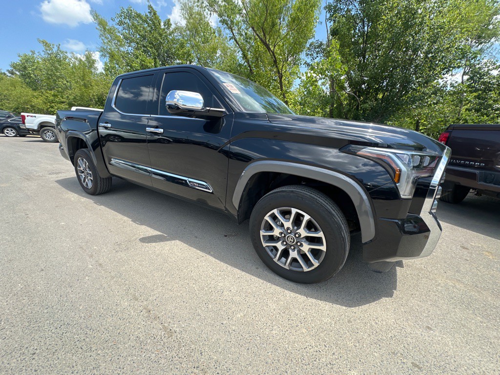 2023 Toyota Tundra Image 3