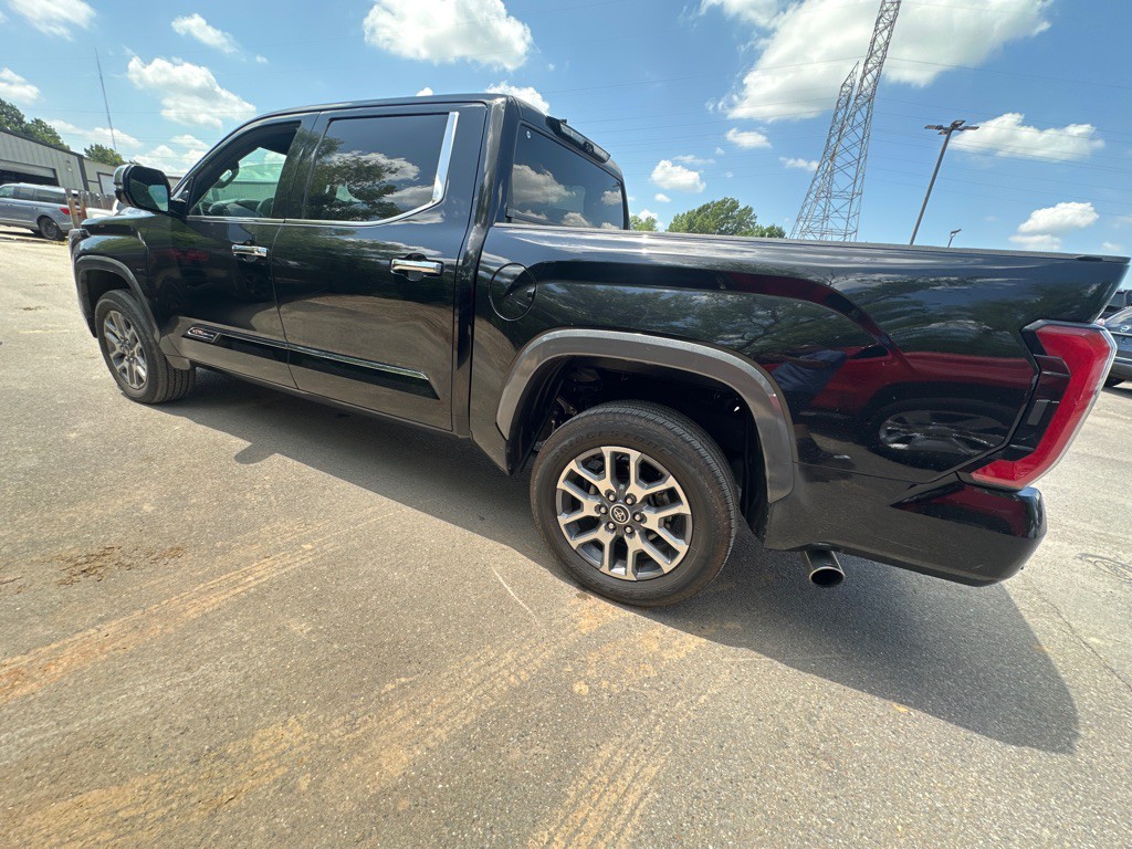 2023 Toyota Tundra Image 6