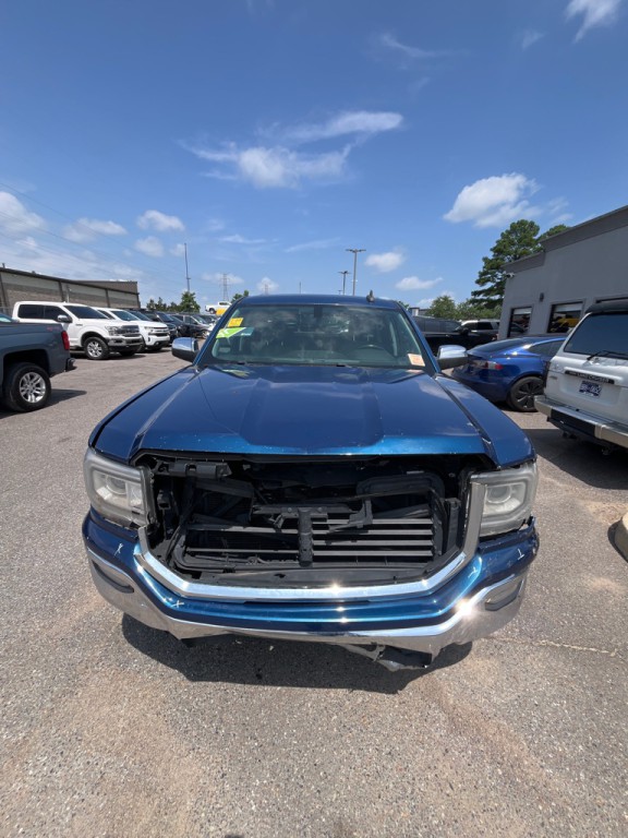 2018 GMC Sierra Image 1