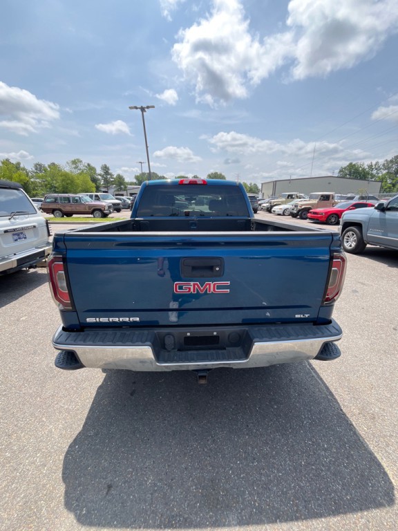 2018 GMC Sierra Image 4