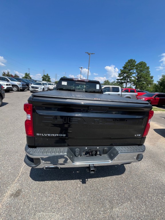 2019 Chevrolet Silverado 1500 Image 4