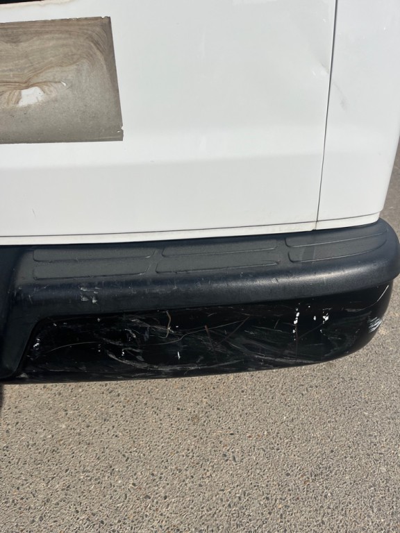 2019 Chevrolet Express Image 8