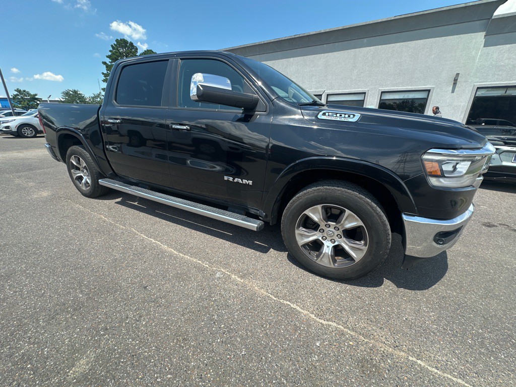2019 RAM 1500 Image 3