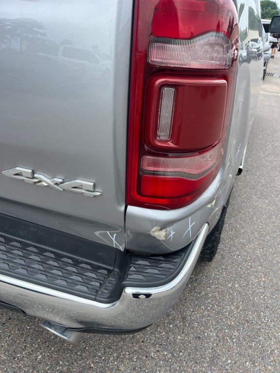2021 RAM 1500 Image 9