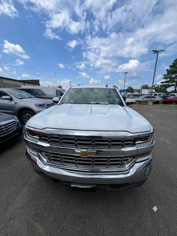 2019 Chevrolet Silverado 1500 Image 3