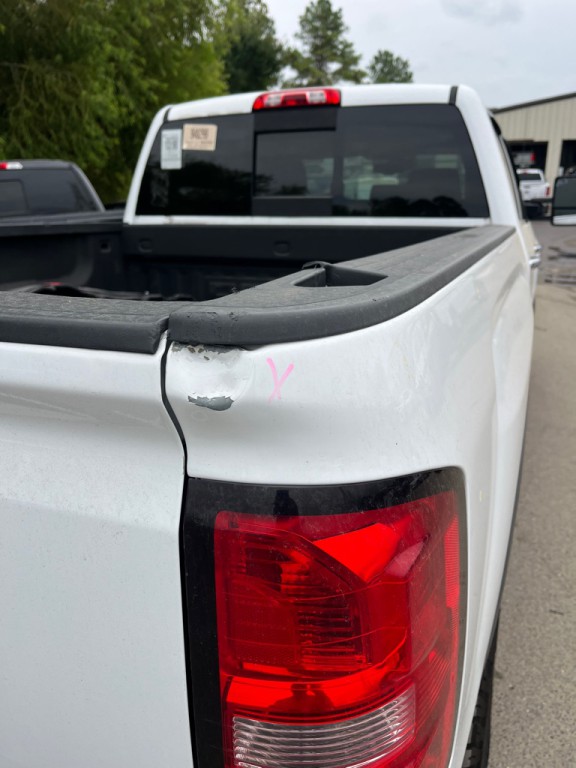 2017 GMC Sierra Image 4