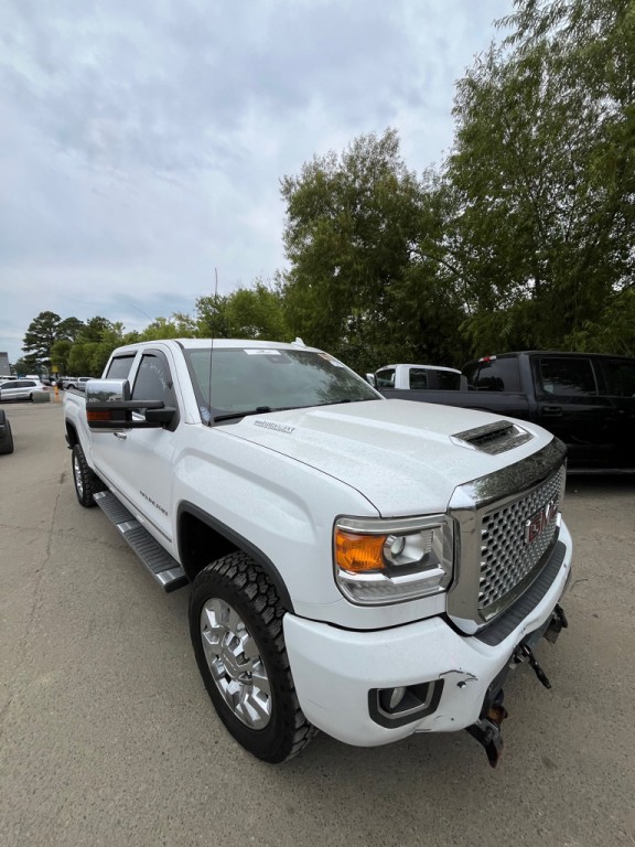 2017 GMC Sierra Image 10