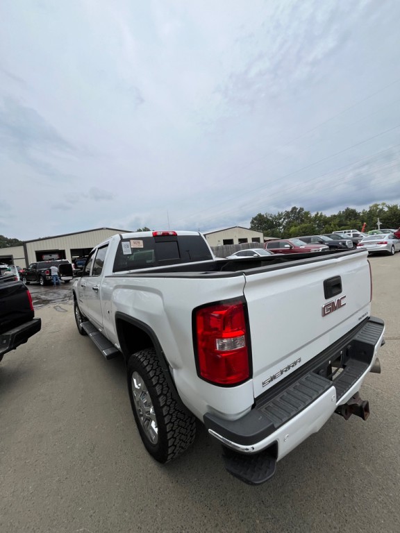 2017 GMC Sierra Image 13