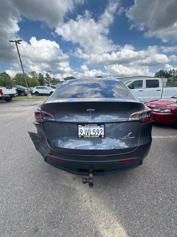 2023 Tesla Model Y Image 5