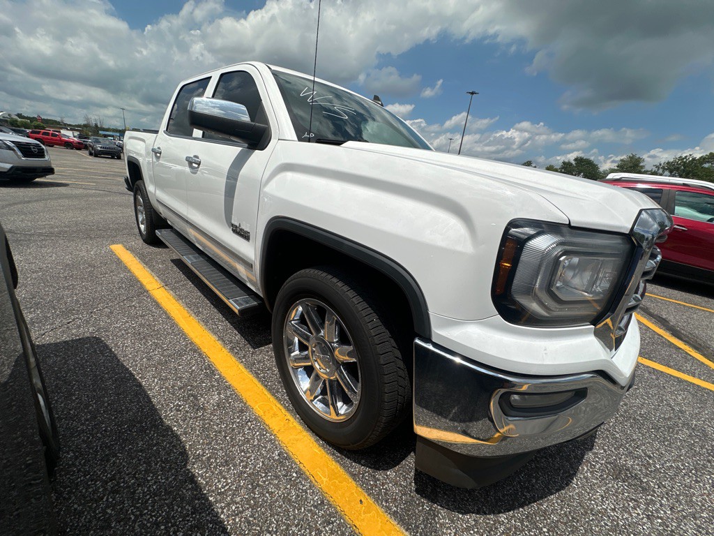 2017 GMC Sierra Image 3