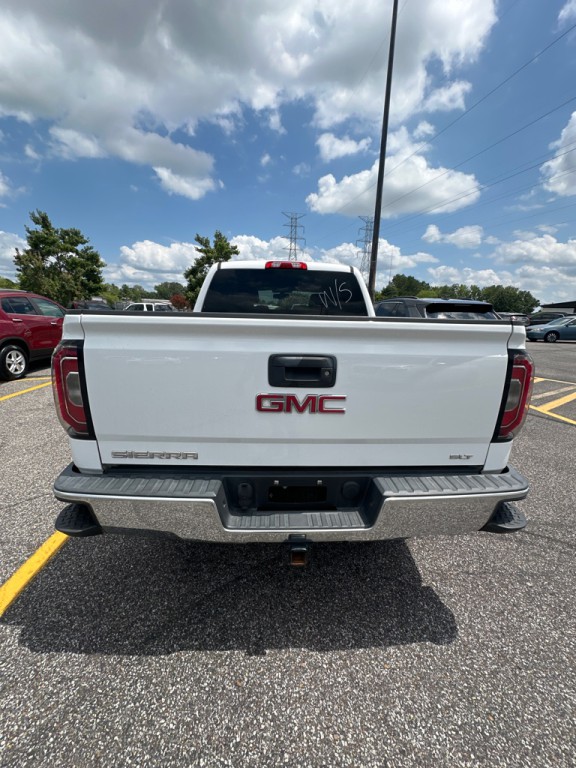 2017 GMC Sierra Image 5