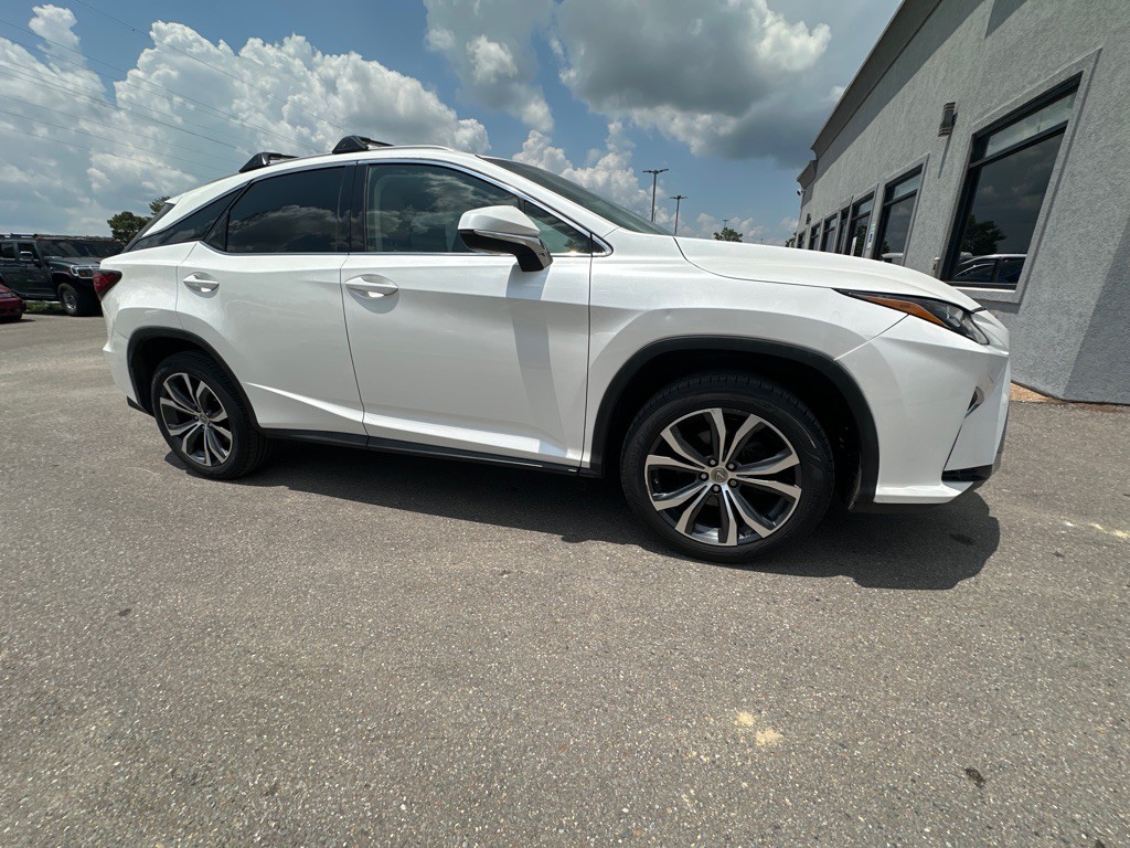 2017 Lexus RX Image 3
