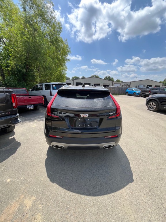2023 Cadillac XT4 Image 4
