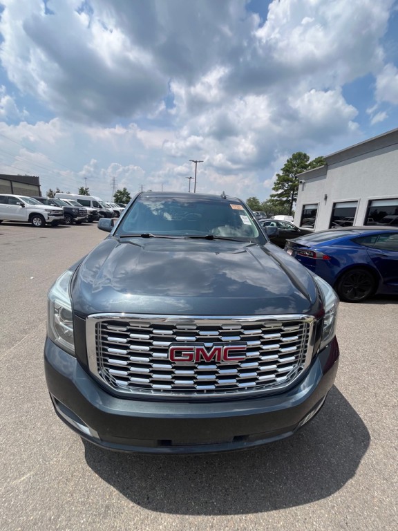 2019 GMC Yukon Image 2