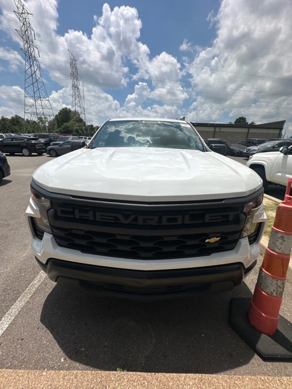 2023 Chevrolet Silverado 1500 Image 2