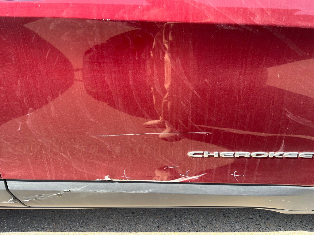 2019 Jeep Cherokee Image 8