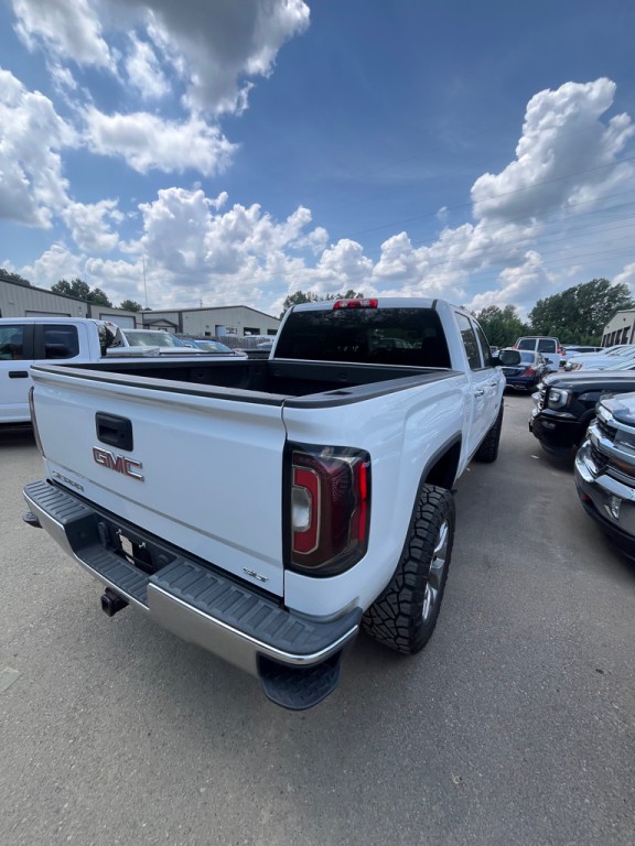 2018 GMC Sierra Image 5