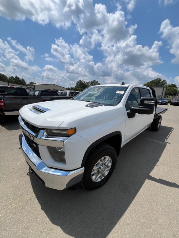 2022 Chevrolet Silverado 1500 Image 2