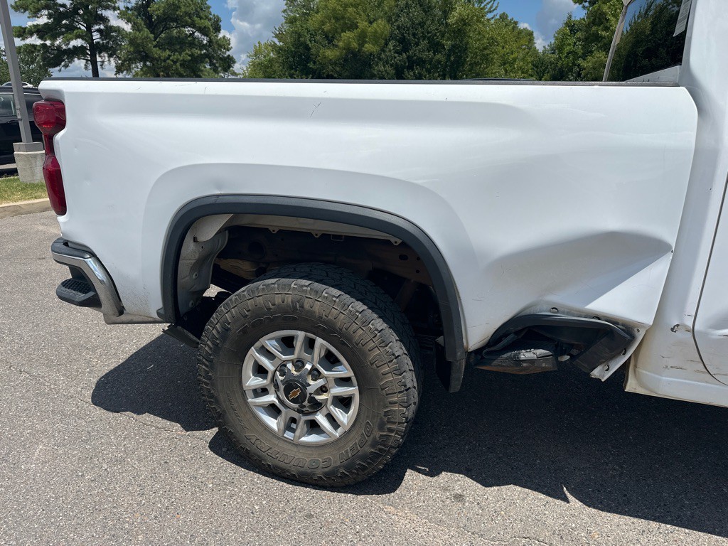 2024 Chevrolet Silverado 1500 Image 9