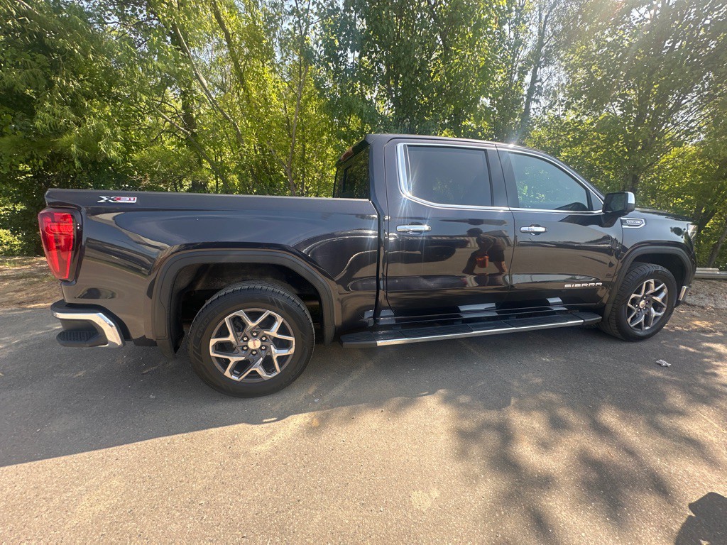 2022 GMC Sierra Image 4