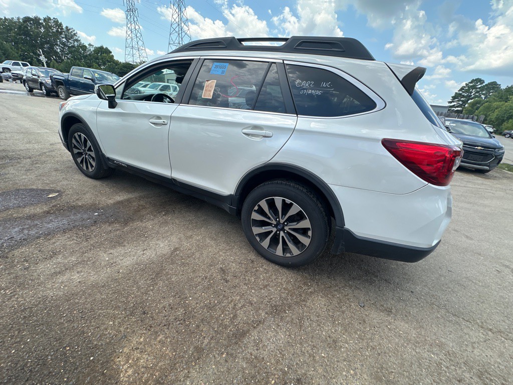 2015 Subaru Outback Image 6