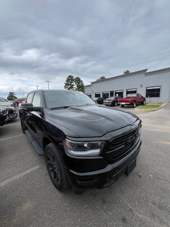 2023 RAM 1500 Image 3