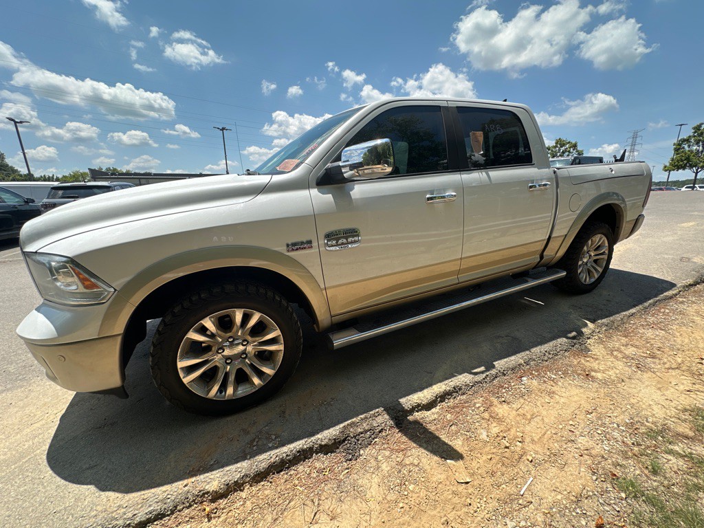 2014 RAM 1500 Image 1